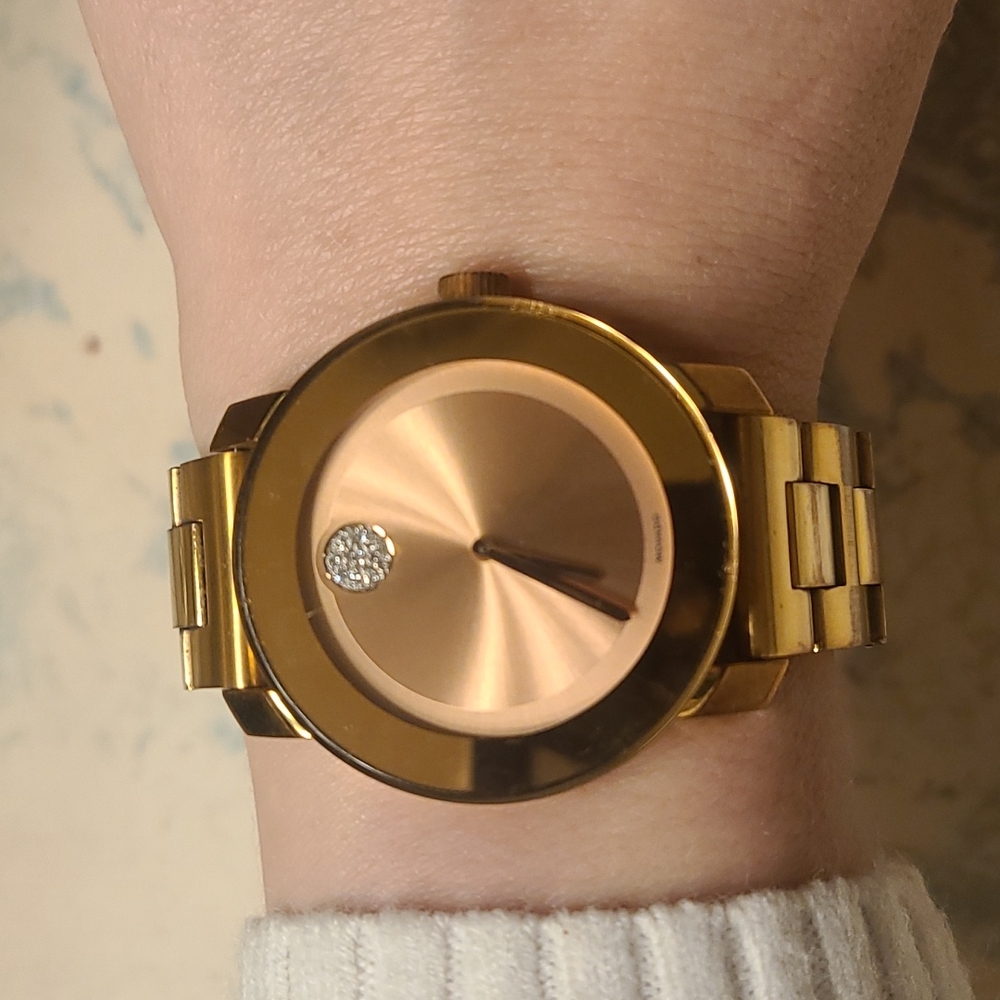 Movado Bold Rose Gold Used Needs Battery - Picture 5 of 8